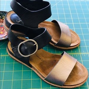Softt Sandals Size 6